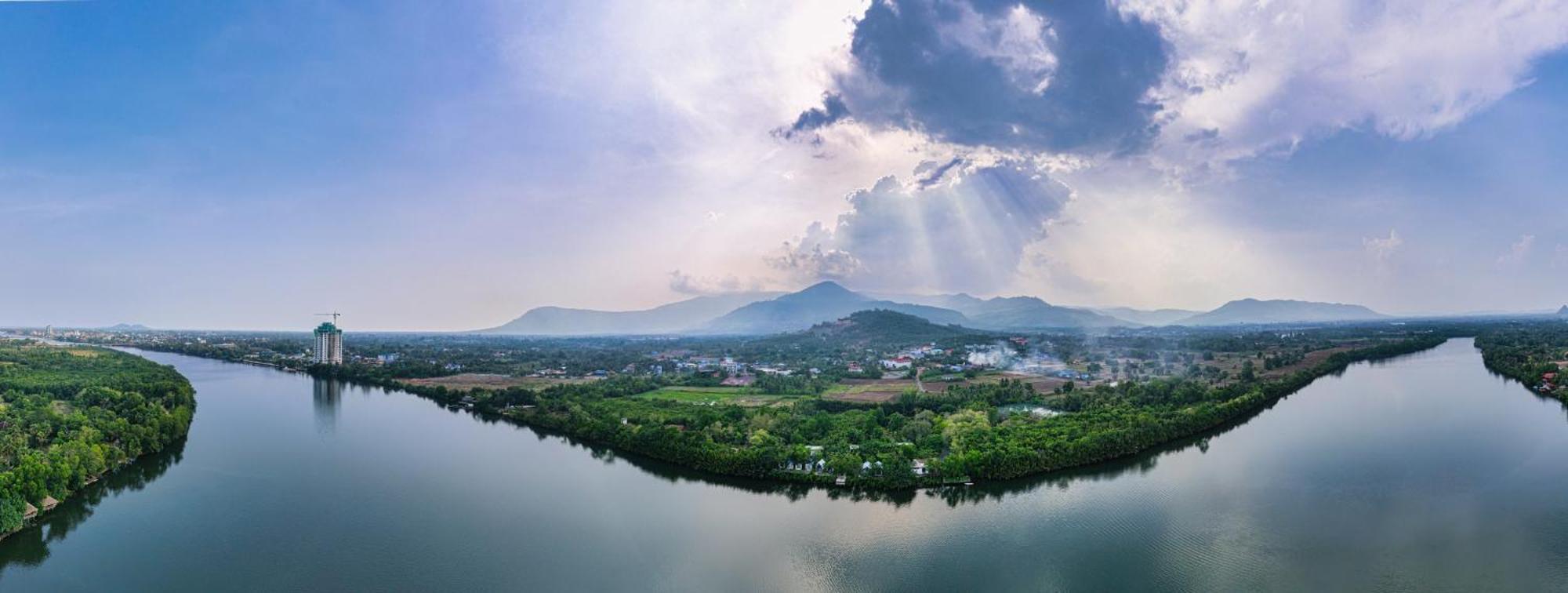 Kampot Riverfront Boutique Exterior foto